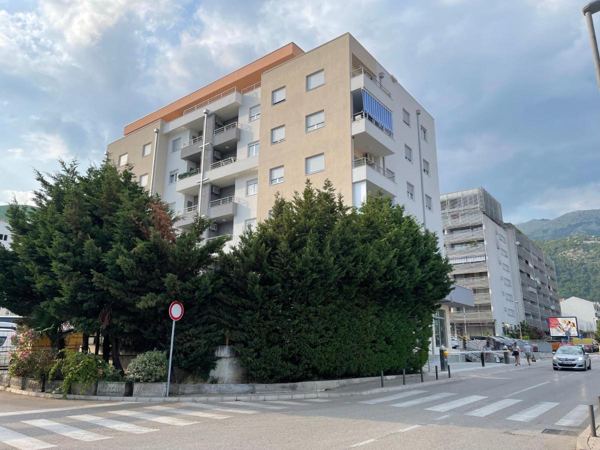 Azure Apartments Budva Eksteriør billede