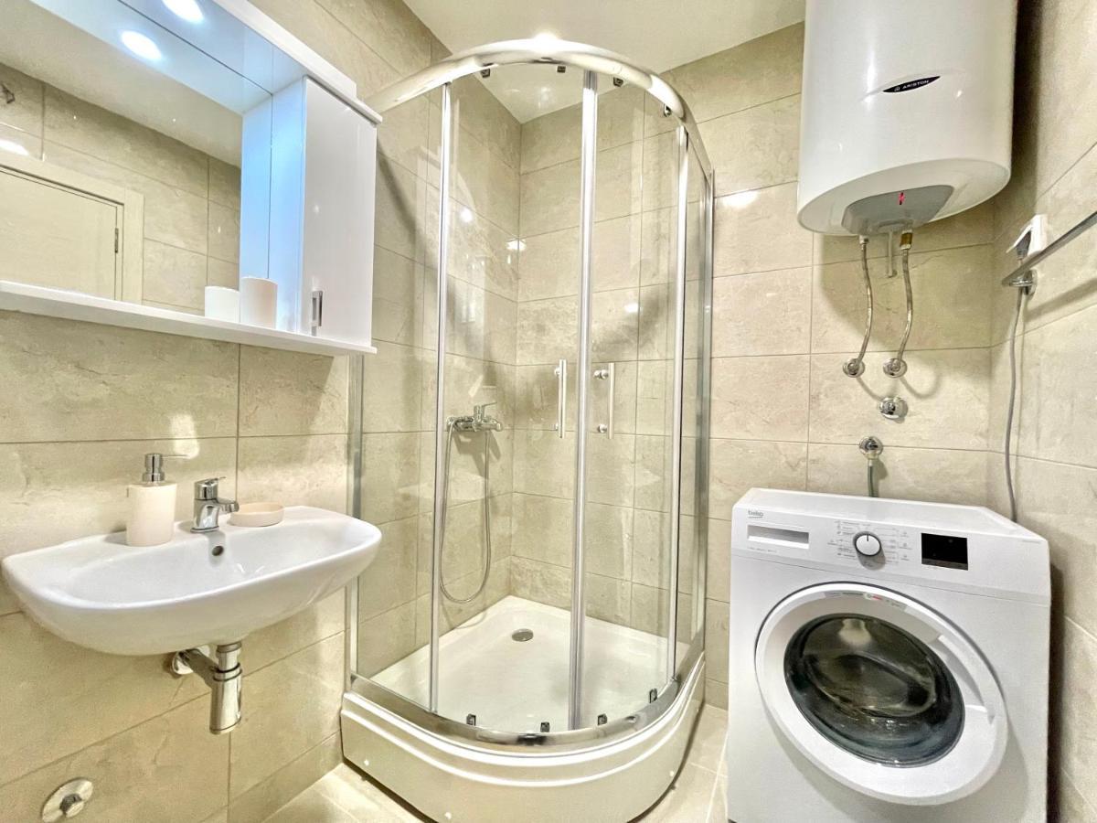 Azure Apartments Budva Eksteriør billede