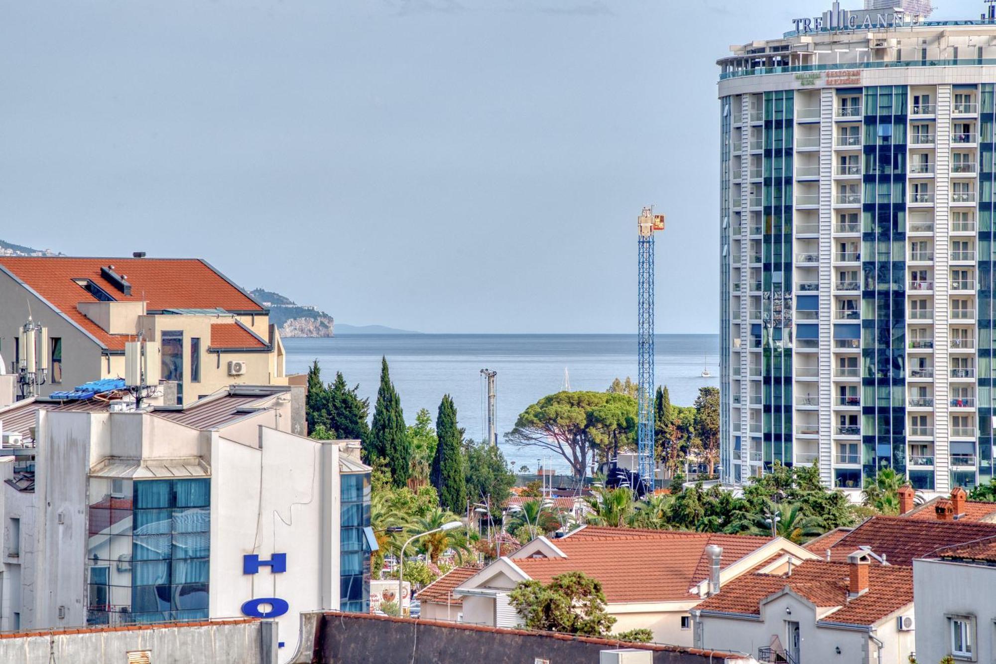 Azure Apartments Budva Eksteriør billede